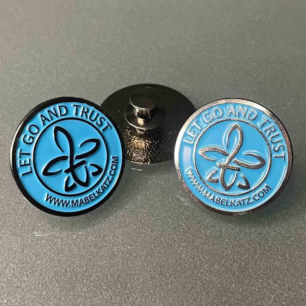 Let Go and Trust Medal x 1 - Accesories