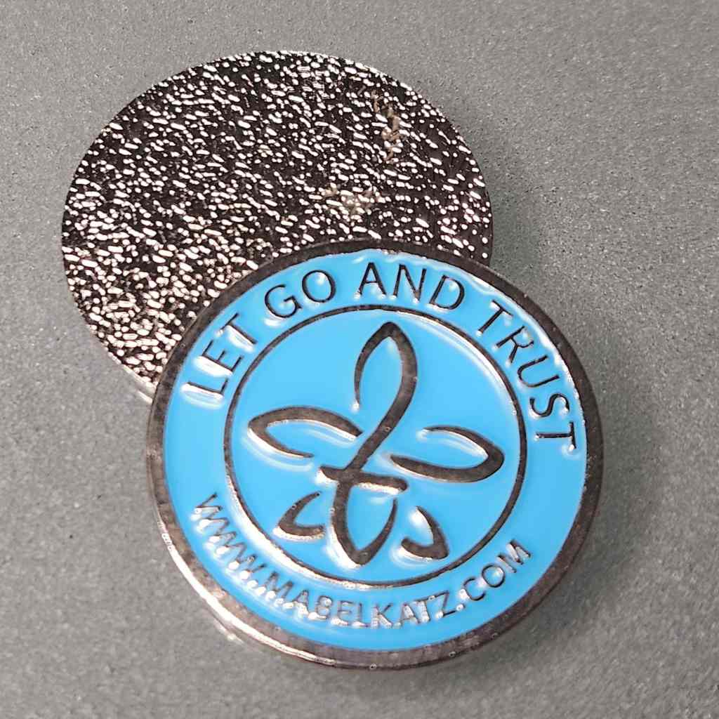 Let Go and Trust Medal x 1 - Accesories